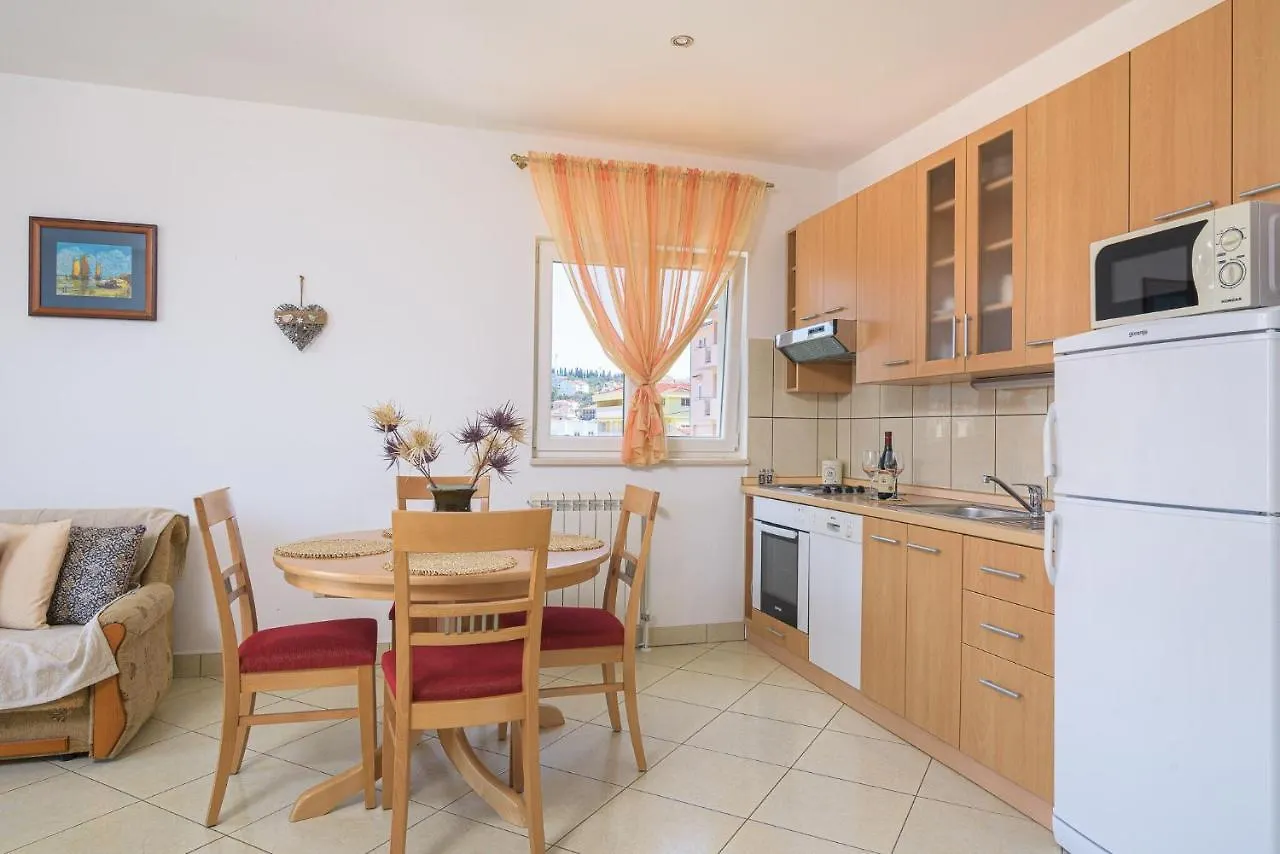 Apartments Ivan Trogir