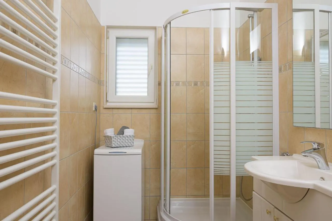 Apartments Ivan Trogir