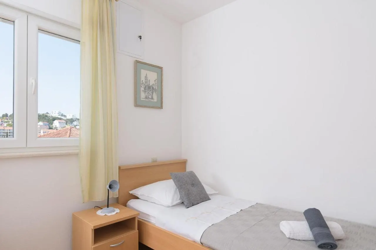 Apartments Ivan Trogir
