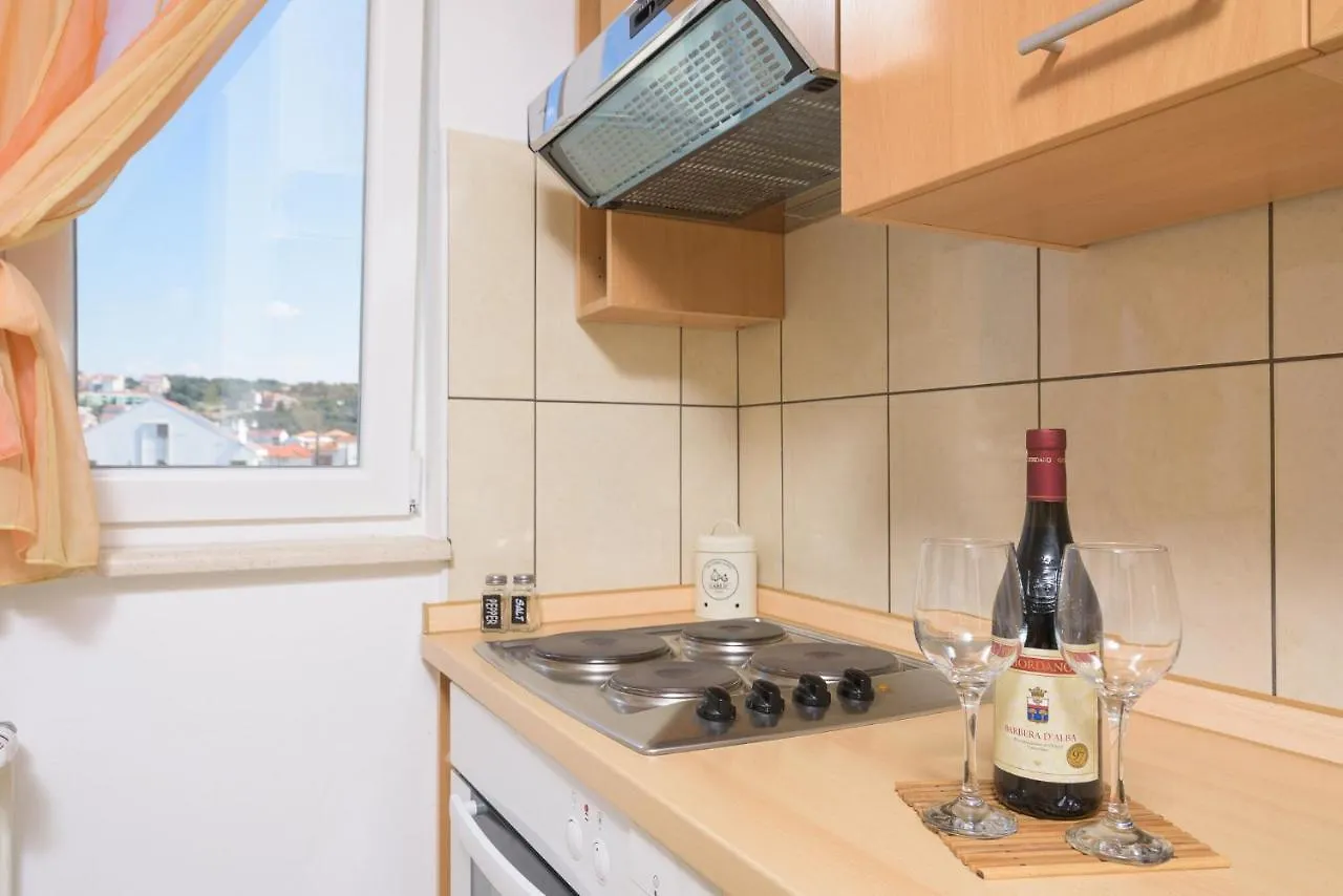 Apartments Ivan Trogir